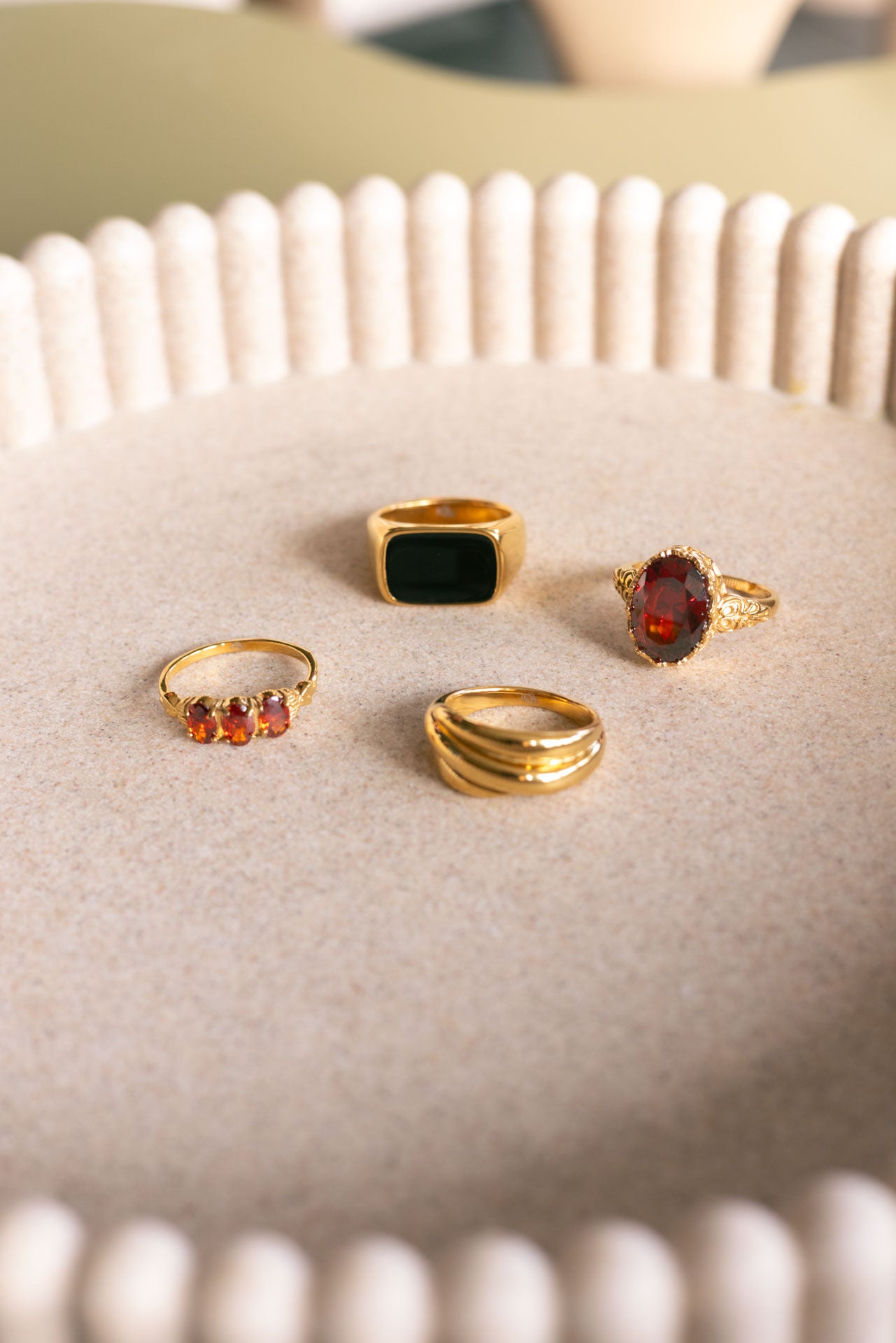 Elea vintage stenen ring bordeaux
