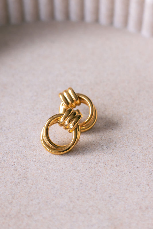 Cassie knoop oorbellen