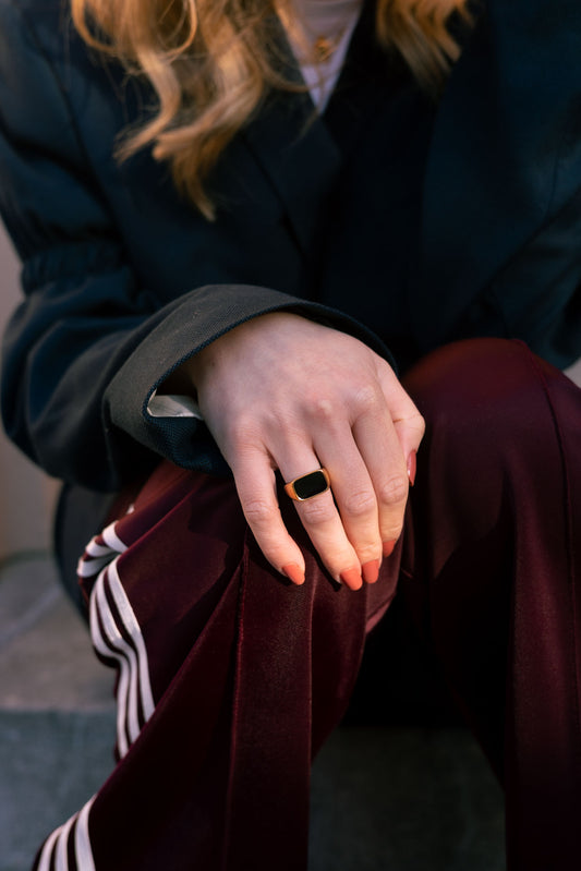 Ivy classy zegelring zwart